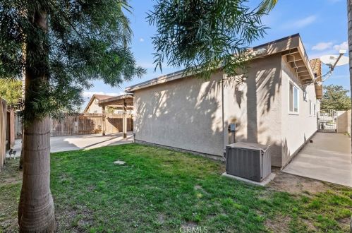 5012 Holbrook St, Anaheim CA  92807-1103 exterior