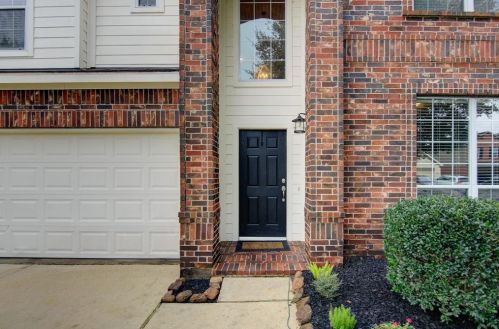 2243 Oak Rise Dr, Conroe, TX 77304-5625