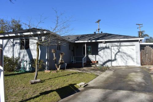 2318 Rivera Dr, Modesto, CA 95350-2838