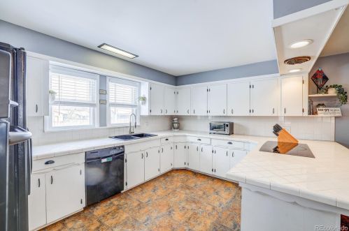 3265 Marion St, Englewood CO 80113-3951 exterior