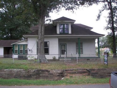 418 Hamilton St, Bates, AR 72958-7112