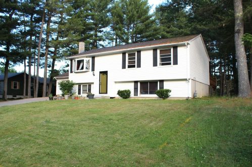 30 Toftree Ln, Dover, NH 03820-4656