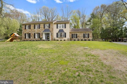 107 Cove Ln, Media, PA 19063-1822