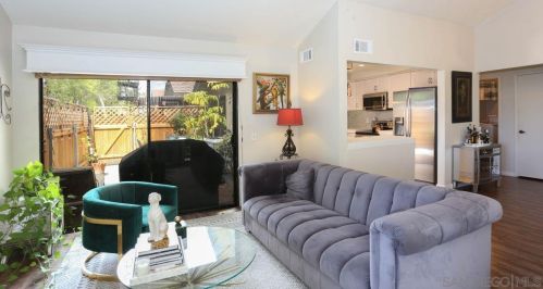 5218 Caminito Aruba, San Diego, CA 92124-1611