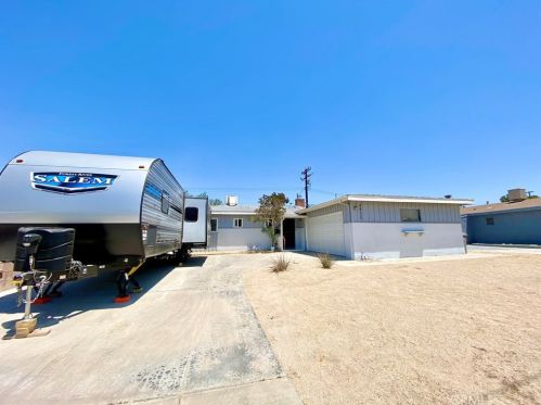 44732 Stanridge Ave, Lancaster CA 93535-2523 exterior