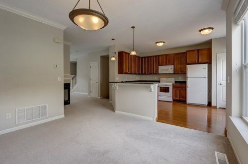 10256 Bleeker St, Saint Paul MN  55129-6904 exterior