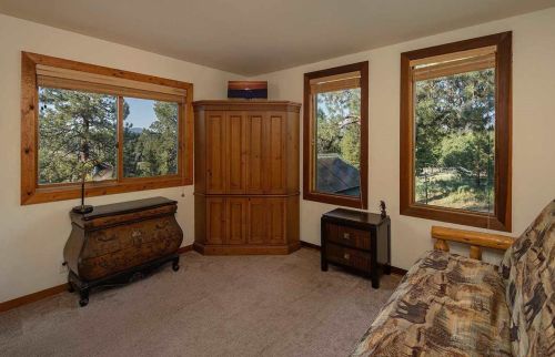 15800 Donnington Ln, Truckee CA  96161-1229 exterior