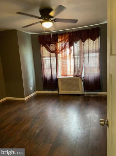 2524 61 St, Philadelphia PA 19142-3402 exterior