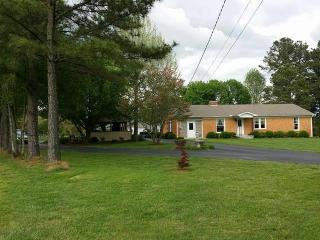 94 Dunn Rd, Leoma, TN 38468-5030