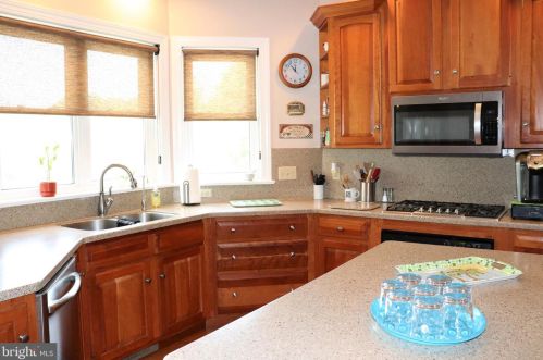 1954 Pickering Trl, Lancaster PA exterior