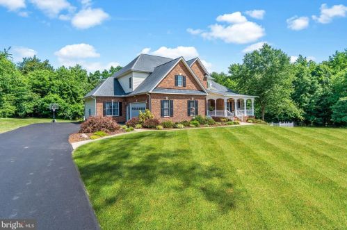39 Ironwood Rd, Fredericksburg, VA 22405-1836