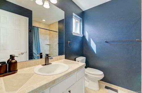 20250 Purdue Pl, Denver CO  80013-6073 exterior