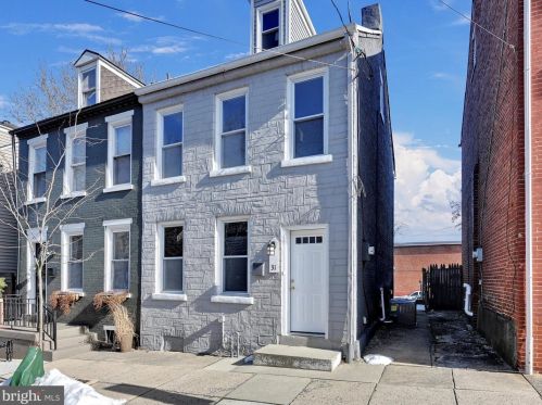 31 Mary St, Lancaster PA  17603-3330 exterior