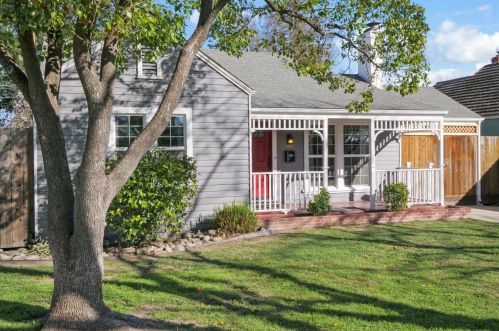 1024 Church St, Lodi, CA 95240-4723