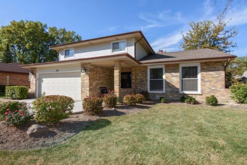 838 Kathleen Ln, Palatine, IL 60067-5971