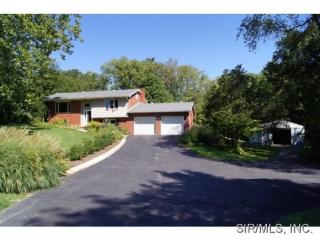 956 Corbin St, Fort Russell, IL 62010-1125