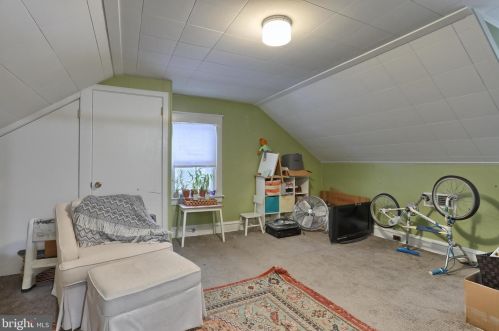 638 State St, Lancaster PA  17603-2641 exterior