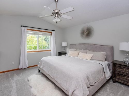 2096 Gresham Ave, Saint Paul MN  55128-4410 exterior