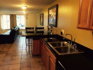 2414 103rd St, Seattle, WA 98146-1343