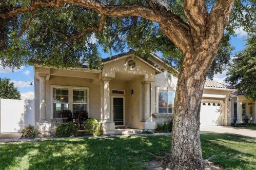 133 Little Johns Creek Dr, Valley Home, CA 95361-4190