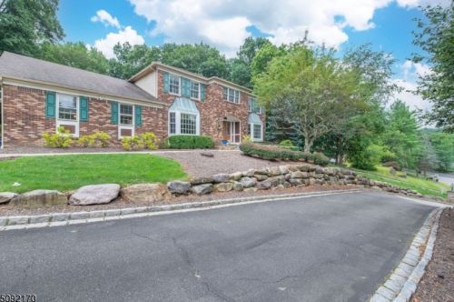 10 Copeland Rd, Parsippany, NJ 07834-9604