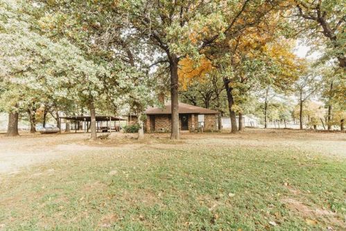 499 Red River City Rd, Cartwright, OK 74731-3600