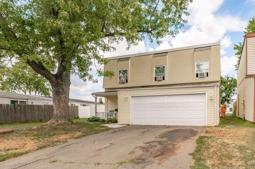7 Heather Sq, Middletown, CT 06457-1624