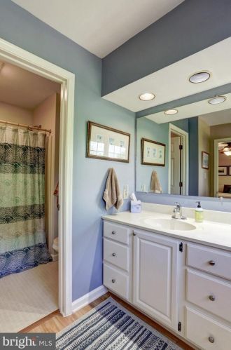 1843 Spring Ridge Ln, Lancaster PA  17603-6794 exterior