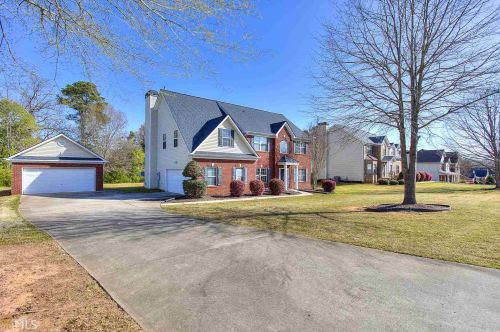 188 Melrose Creek Dr, Stockbridge GA  30281-2333 exterior