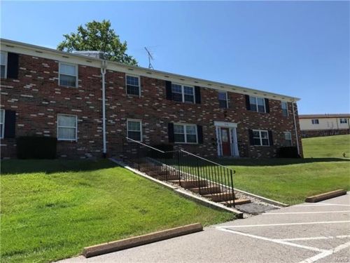 3106 Carnaby Ln, Hazelwood, MO 63044-3189