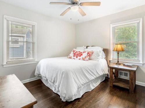 2140 Medfield Trl, Atlanta GA  30345-3010 exterior