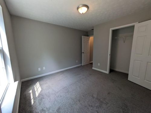 4256 Shoreside Cir, Lithonia GA  30039-6827 exterior