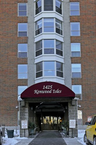 1425 28th St, Minneapolis MN  55408-1967 exterior
