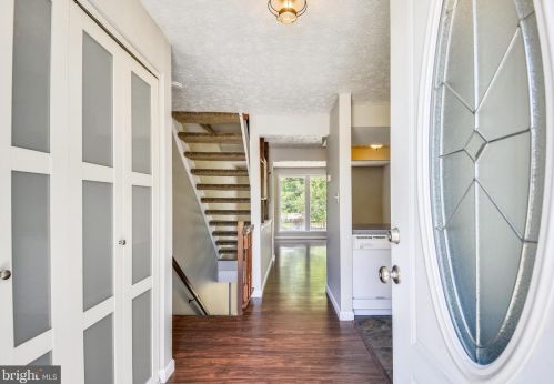 3634 Robin Air Ct, Riviera Beach, MD 21122-6458