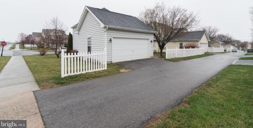 479 Prospect Hl Blvd, Charles Town WV 25414-5498 exterior