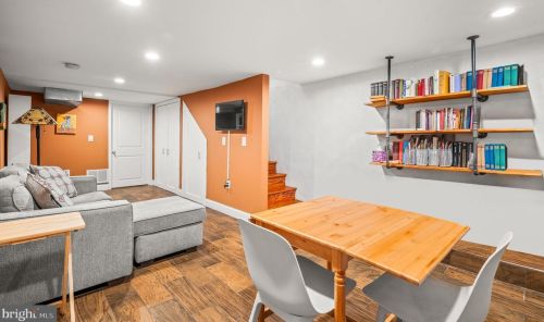 820 Earp St, Philadelphia PA  19147-5708 exterior