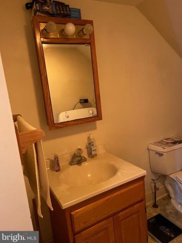 217 Walnut St, Lancaster PA  17602-2438 exterior