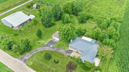 2255 4350th Rd, Norway, IL 60551-9564