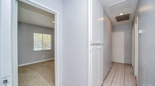 3844 Lofton Pl, Riverside CA  92501-1810 exterior