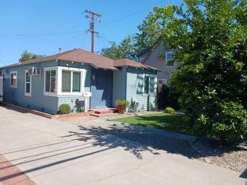 913 Sutter Ave, Modesto, CA 95351-3640