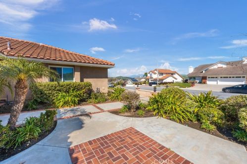 2832 Calle Guadalajara, San Clemente CA  92673-3516 exterior