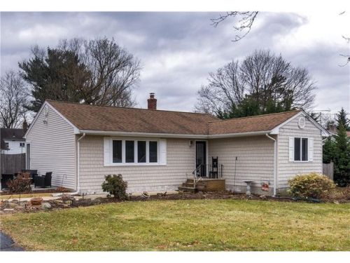 121 Perrine Ave, Piscataway NJ  08854-4744 exterior