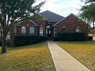 12313 Pleasant Hill Ct, Austin TX  78738-5467 exterior