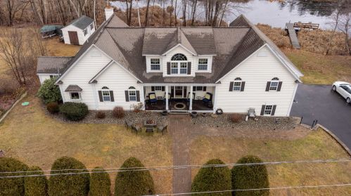 18 Blue Heron Ave, Hampstead, NH 03841-2121