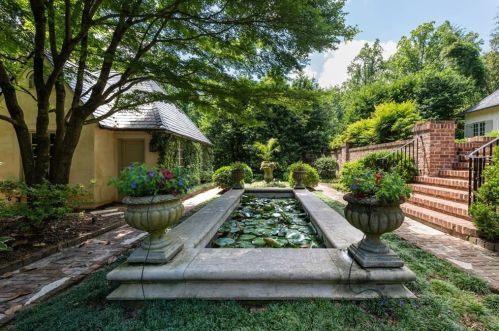 2740 Habersham Rd, Atlanta GA  30305-2938 exterior