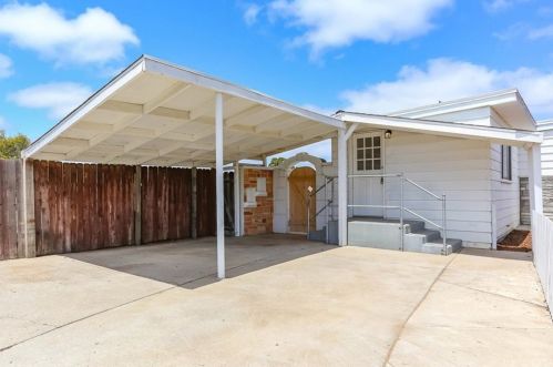 701 Las Flores Pl, Santa Maria, CA 93454-6727
