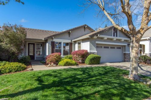 1073 Huntly Dr, Folsom, CA 95630-6102