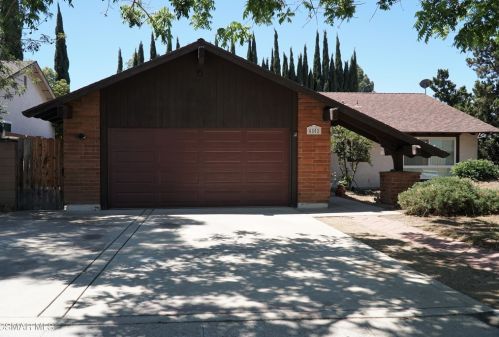 5852 Marlies Ave, Simi Valley, CA 93063-3624