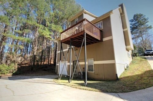 5660 Forest Downs Cir, Atlanta, GA 30349-2496