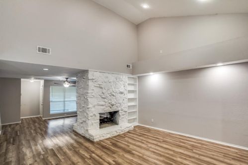 7742 Dentcrest Dr, Dallas TX  75254-8134 exterior